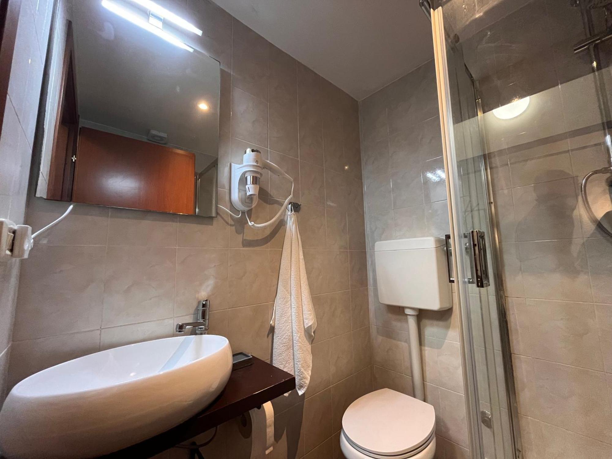 Casina Dacia * Roma